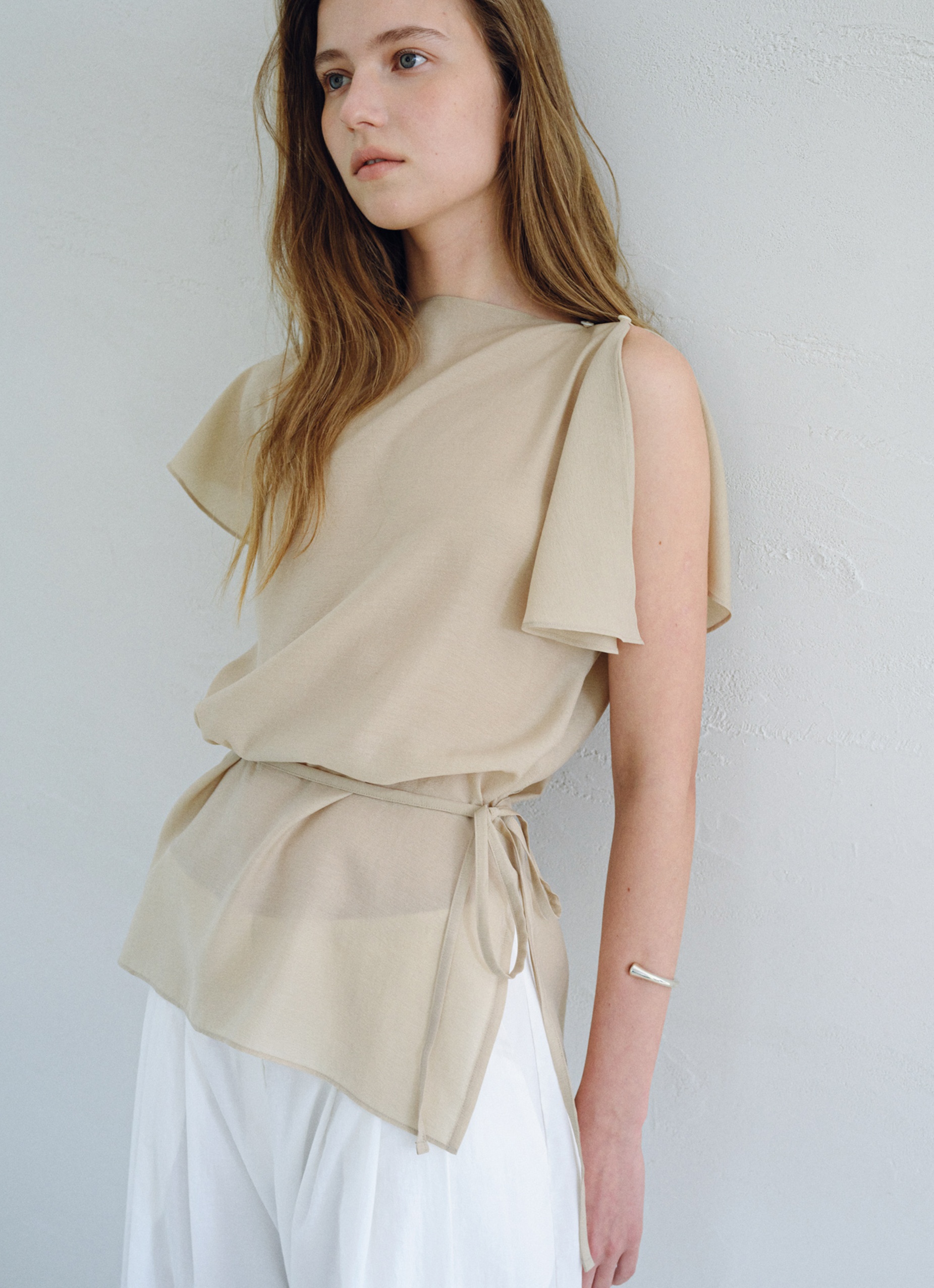 FLAP SLIT BUTTON BLOUSE_BEIGE_OF2C2XBS01BEG