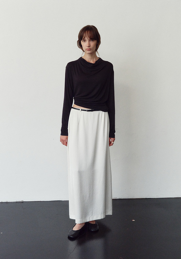 오브베이지 SATIN MAXI PENCIL SKIRT_IVORY 상품 이미지 1