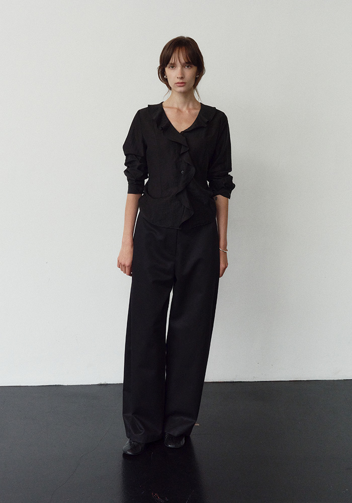MODERN CURVED PANTS_BLACK