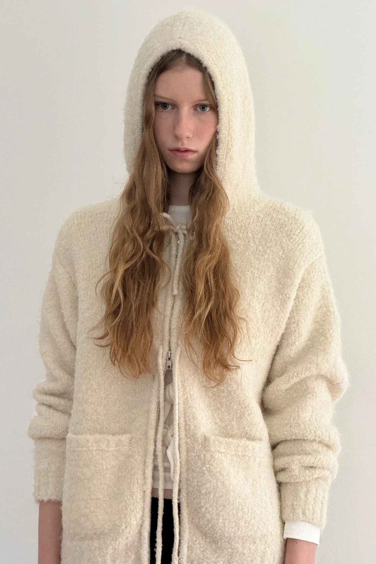 Cloud Punching Hooded Knit (Ivory)