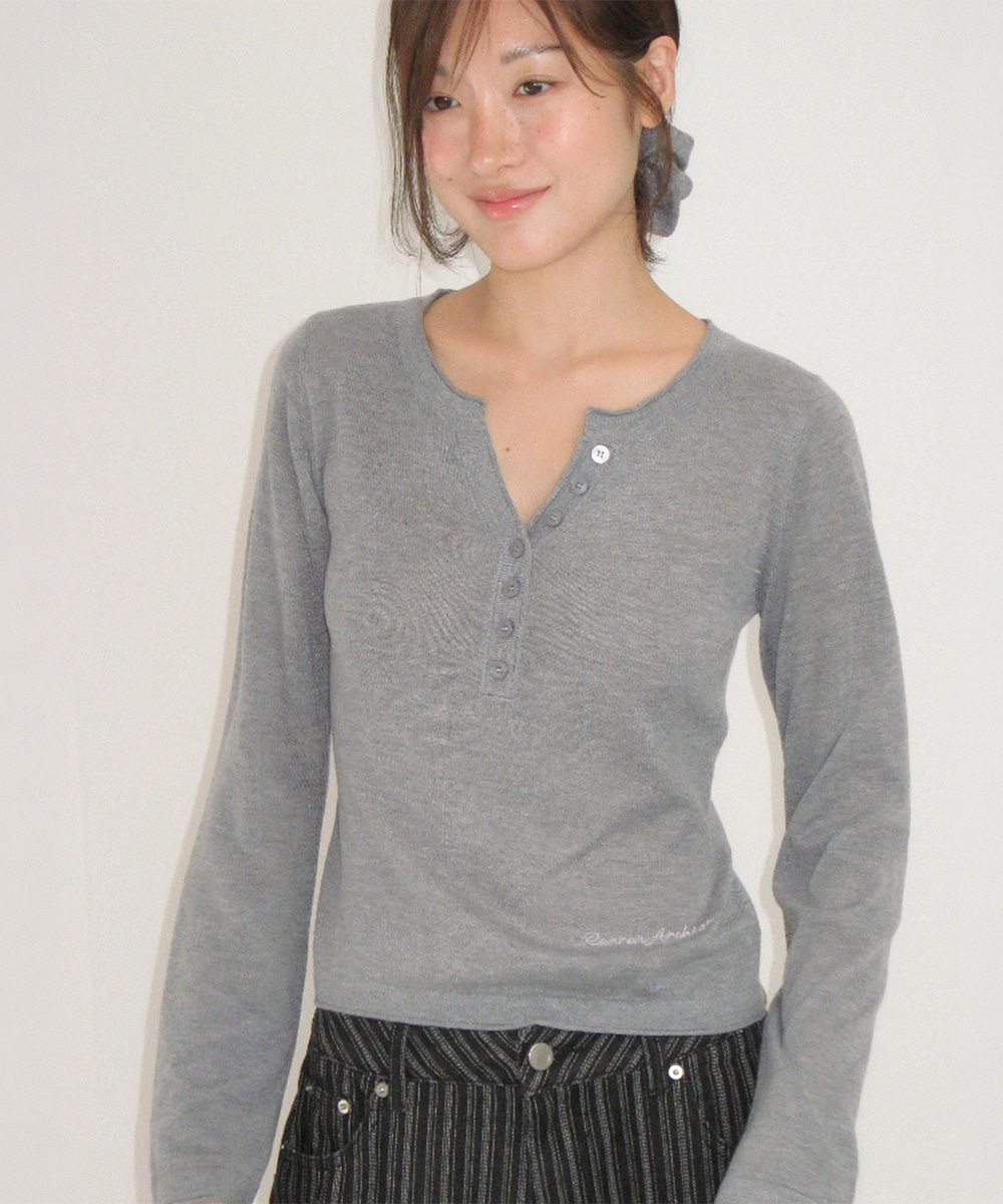 론론 [9/29 순차배송] SHEER HENLEY NECK KNIT GREY 상품 이미지 1