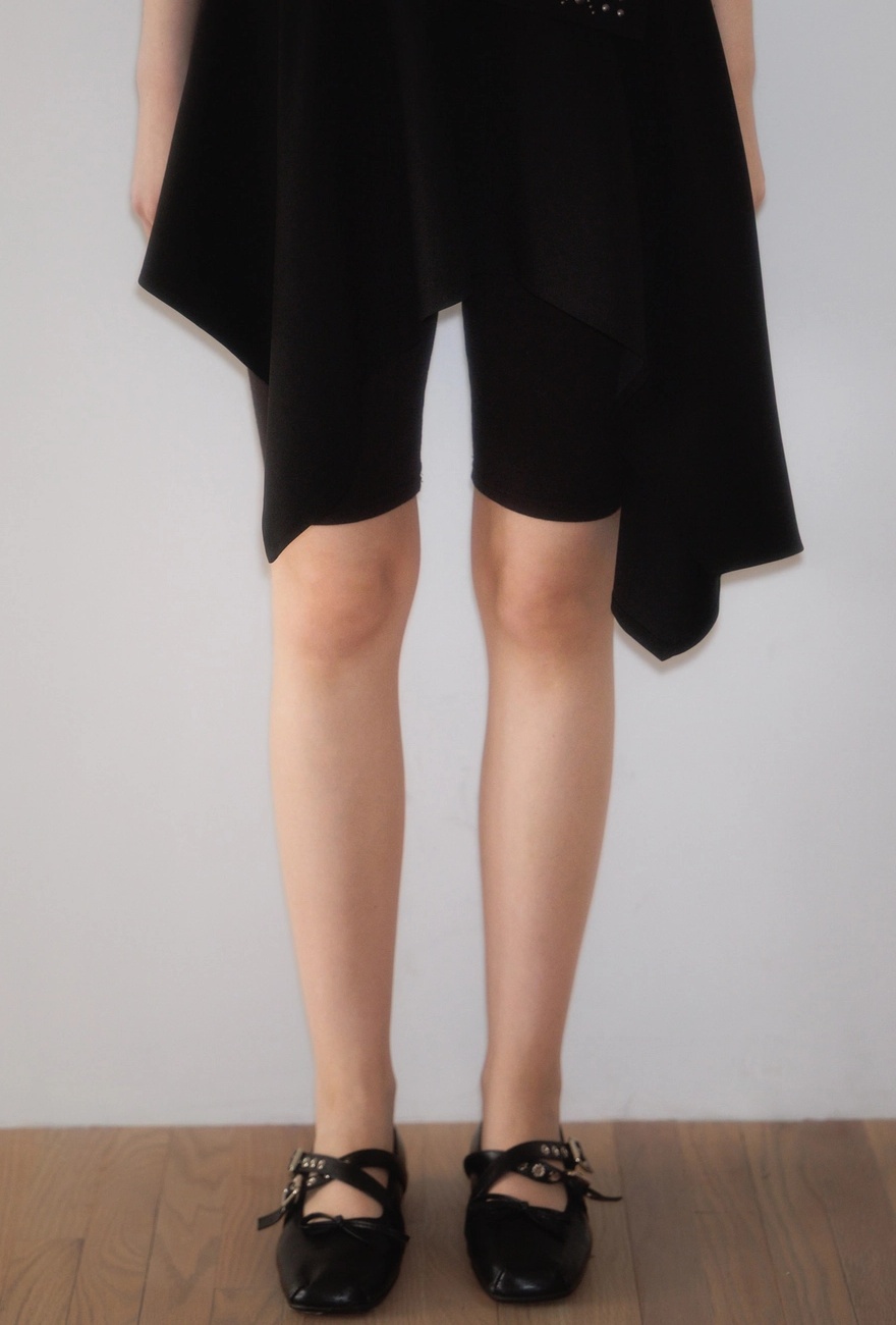 Stud unbalance Flare Skirt [Black]