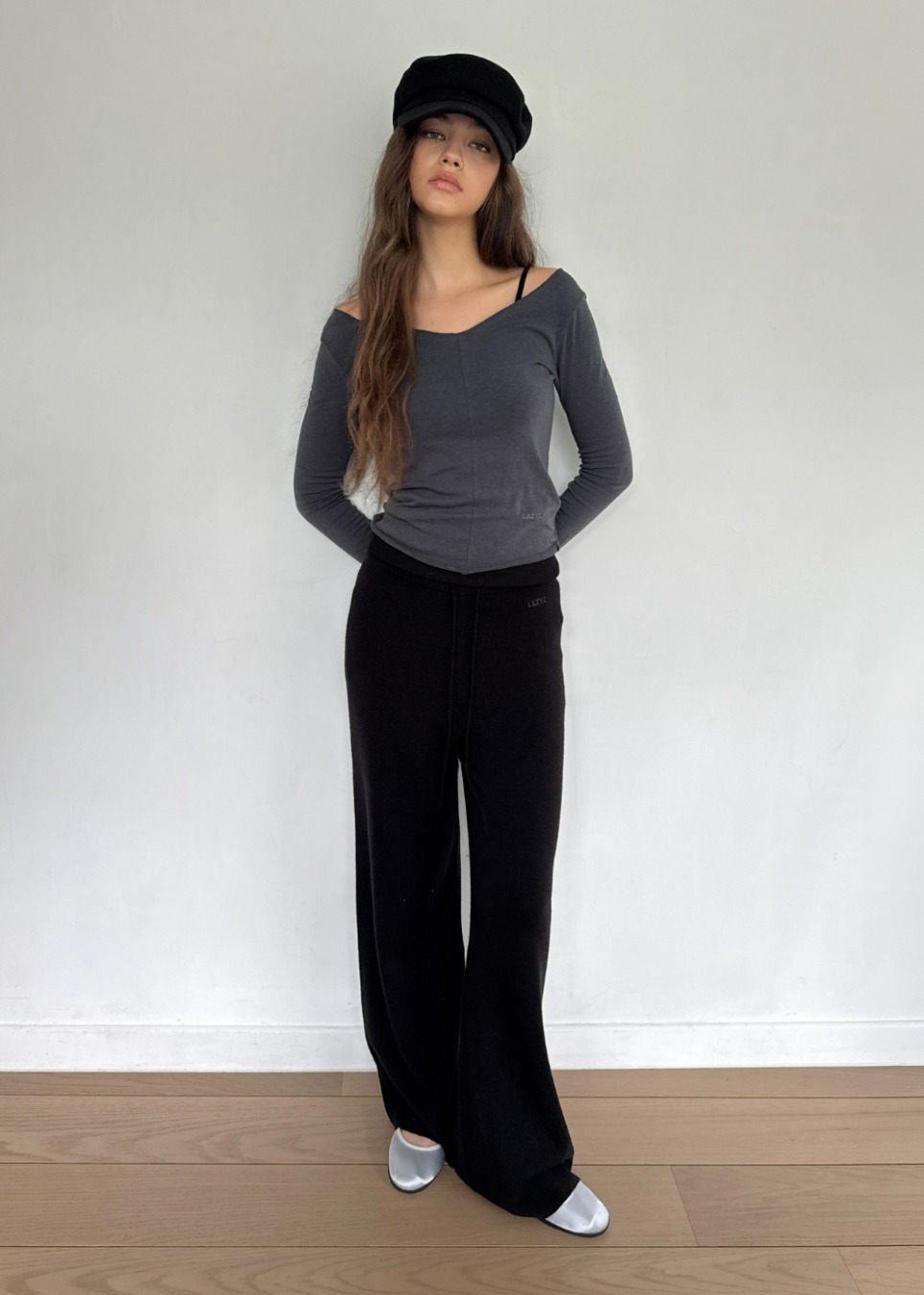 레이지지 Off Hour Round Neck Knit Cardigan (3Colors) 상품 이미지 1