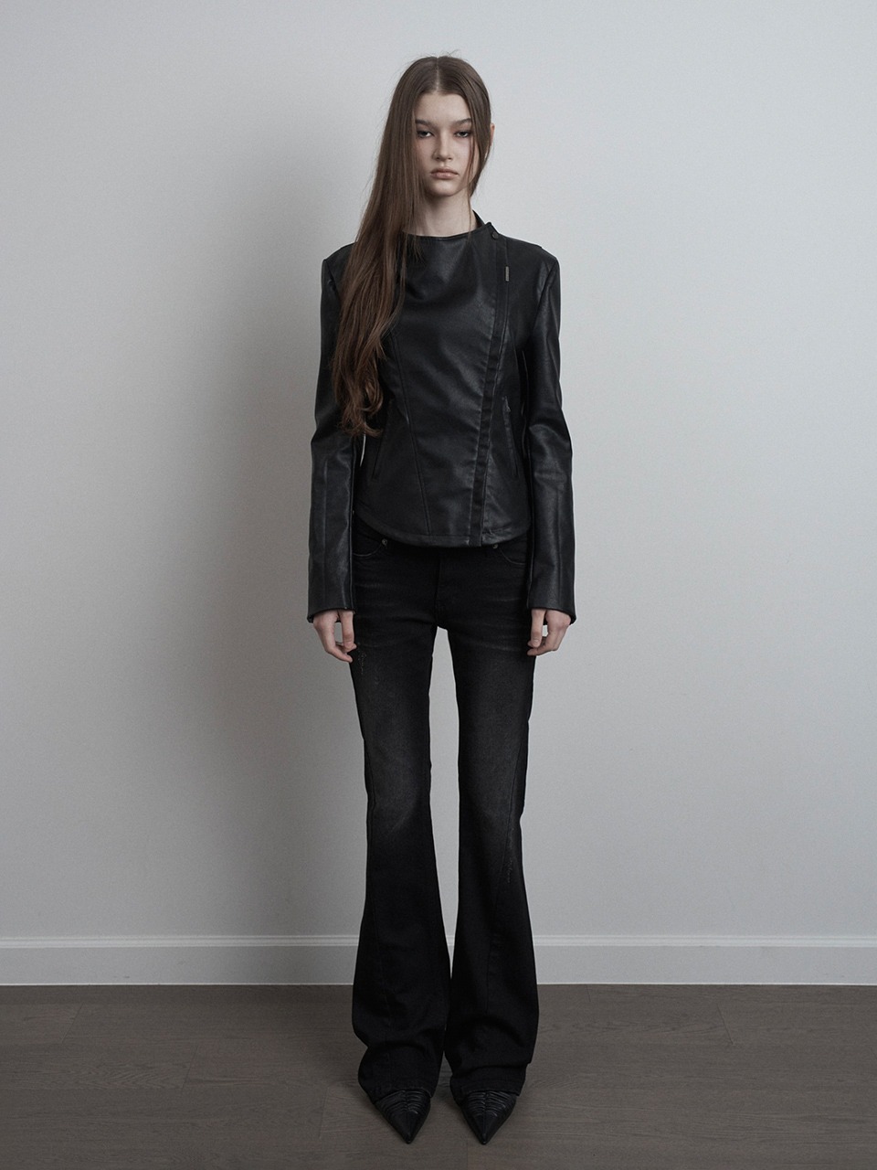 Slant Leather Biker Jacket (black)