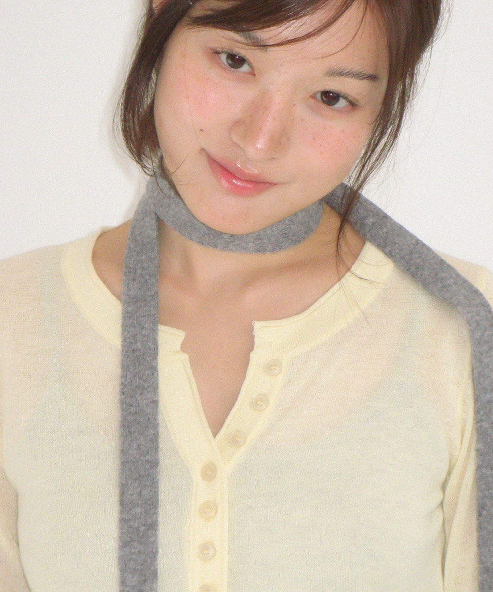 [9/29 순차배송] SHEER HENLEY NECK KNIT BUTTER