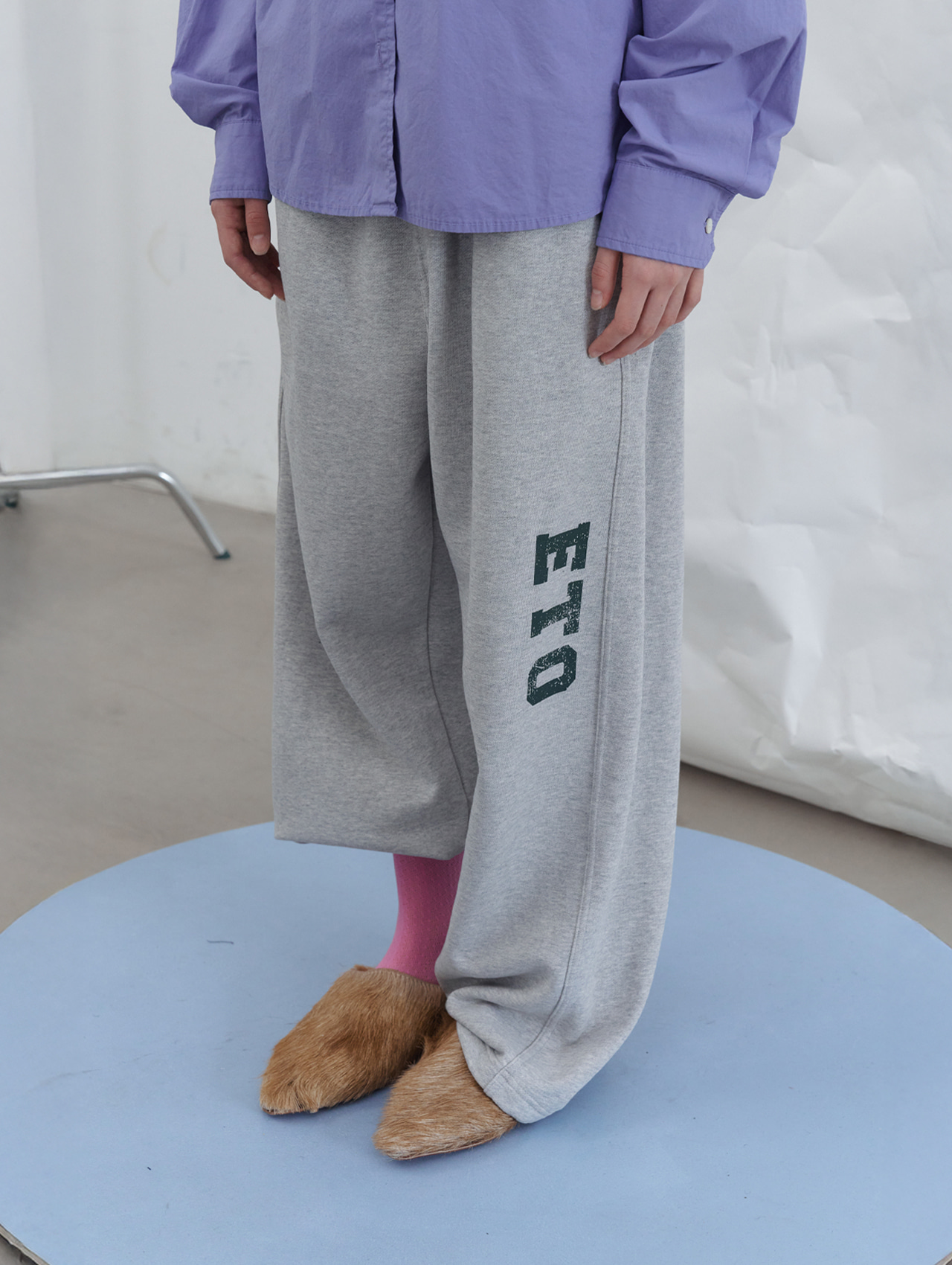 포에토 ETO logo sweatpants - grey 상품 이미지 1