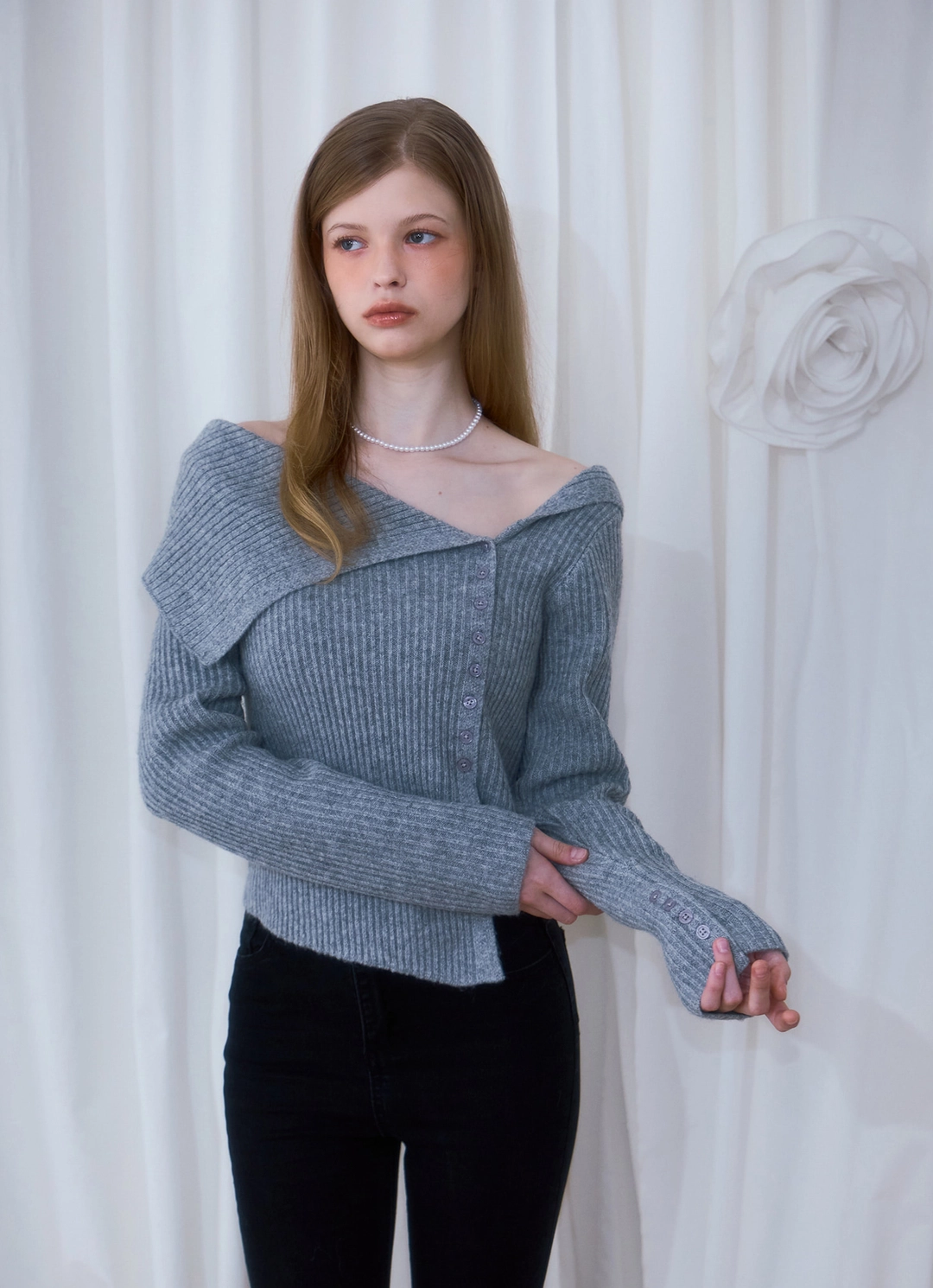 로제프란츠 Unbalance Collar Button Knit [Gray] 상품 이미지 2