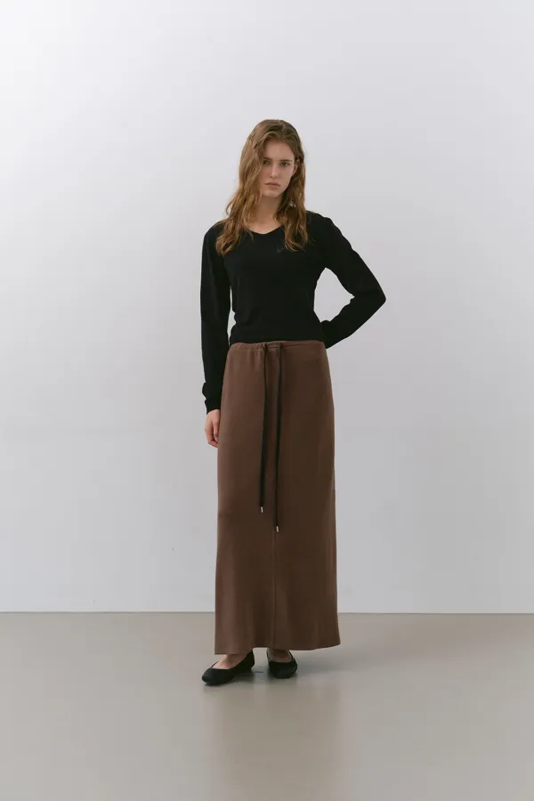 LINE SEMI CROP KNIT, BLACK