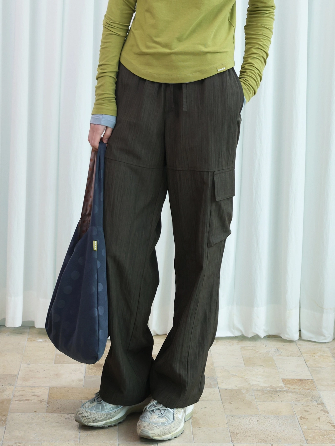 포에브 Hazy Cargo Pants - Dark Brown 상품 이미지 2
