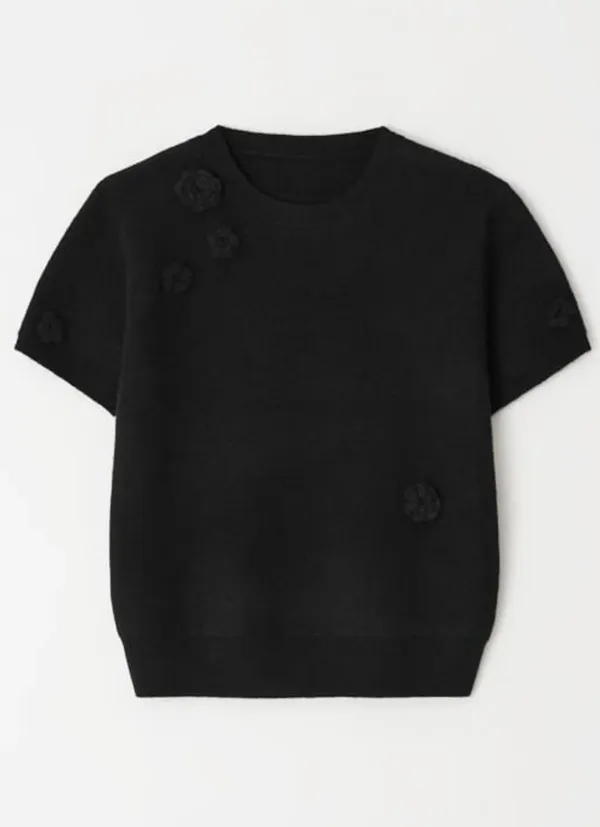 HANDMADE FLOWER SHORT SLEEVE KNIT BLACK