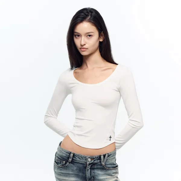 CONTOUR SCOOP NECK T (IVORY)