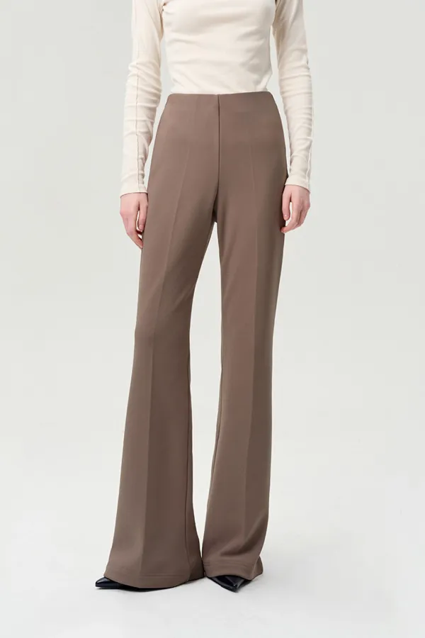 HIGH RISE FLARED TROUSER MOCHA