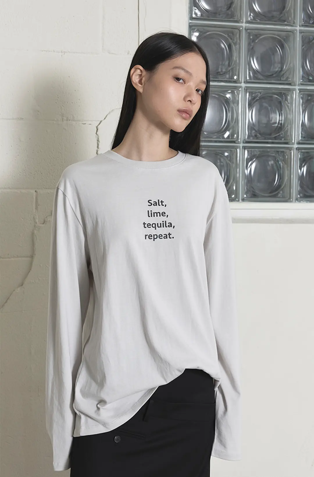 오데스 GRAPHIC BOX TEE - LIGHT GREY 상품 이미지 1