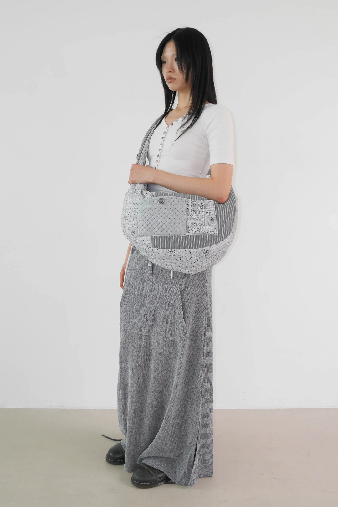 파히섬 PATCHWORK CROSSBODY BAG_GRAY 상품 이미지 2