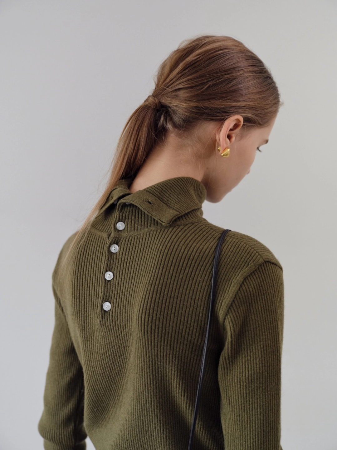 더릴 Button-up Turtleneck Knit_Olive 상품 이미지 2