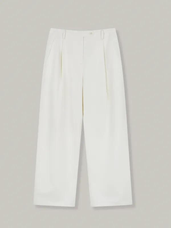 refined pintuck slacks (cream)