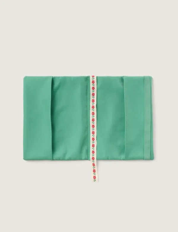 Sienne Rose Book Cover (Green)