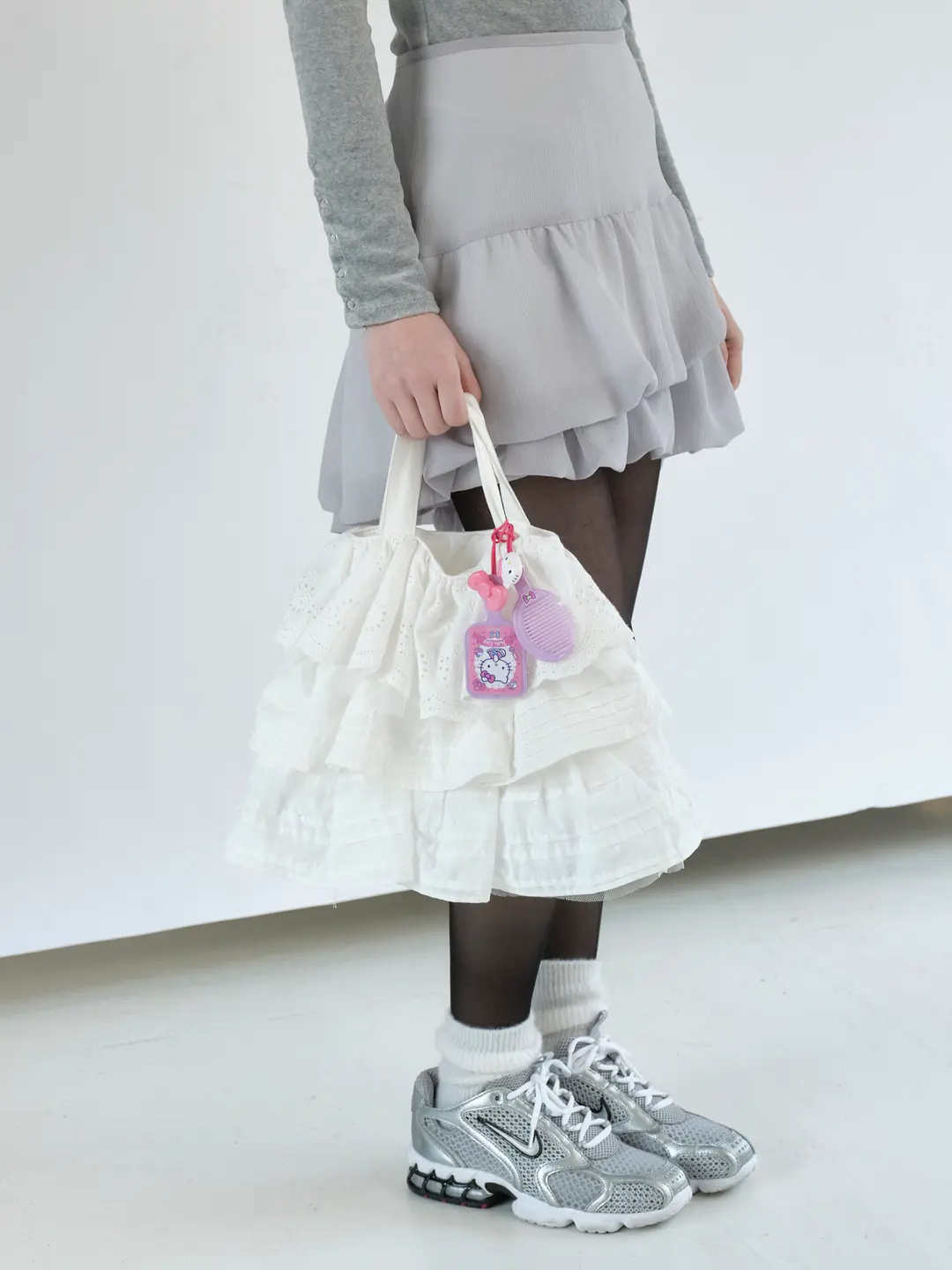 캐롤쇼페 LACE SKIRT TOTE BAG 상품 이미지 1