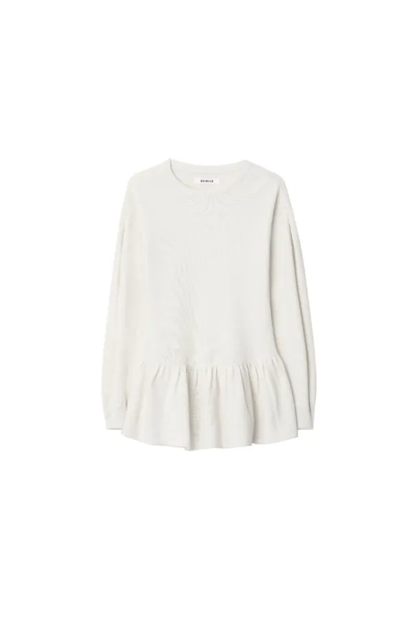 Ruffle hem knit - White