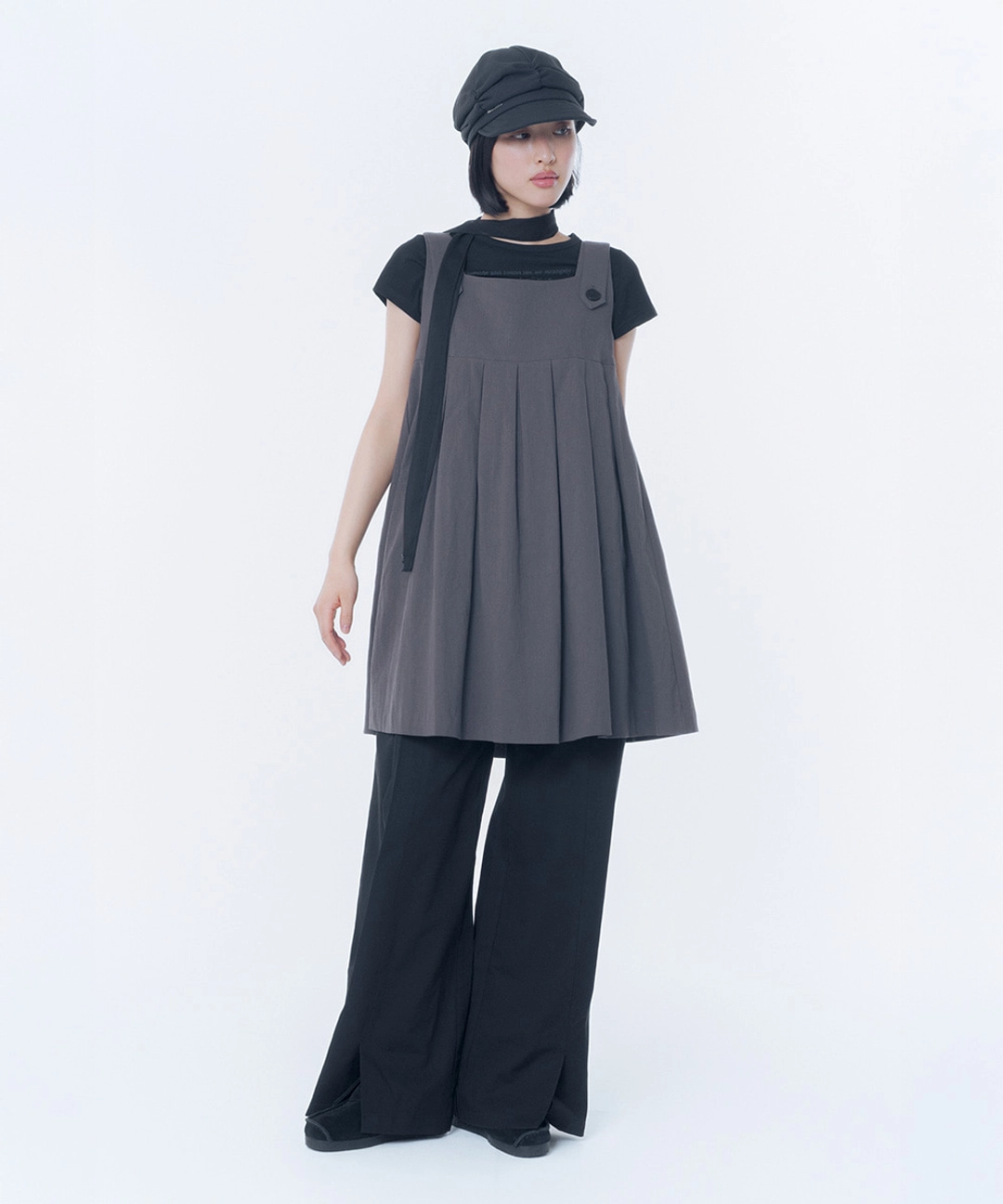미세키서울 Pleats button doll dress CHARCOAL 상품 이미지 2