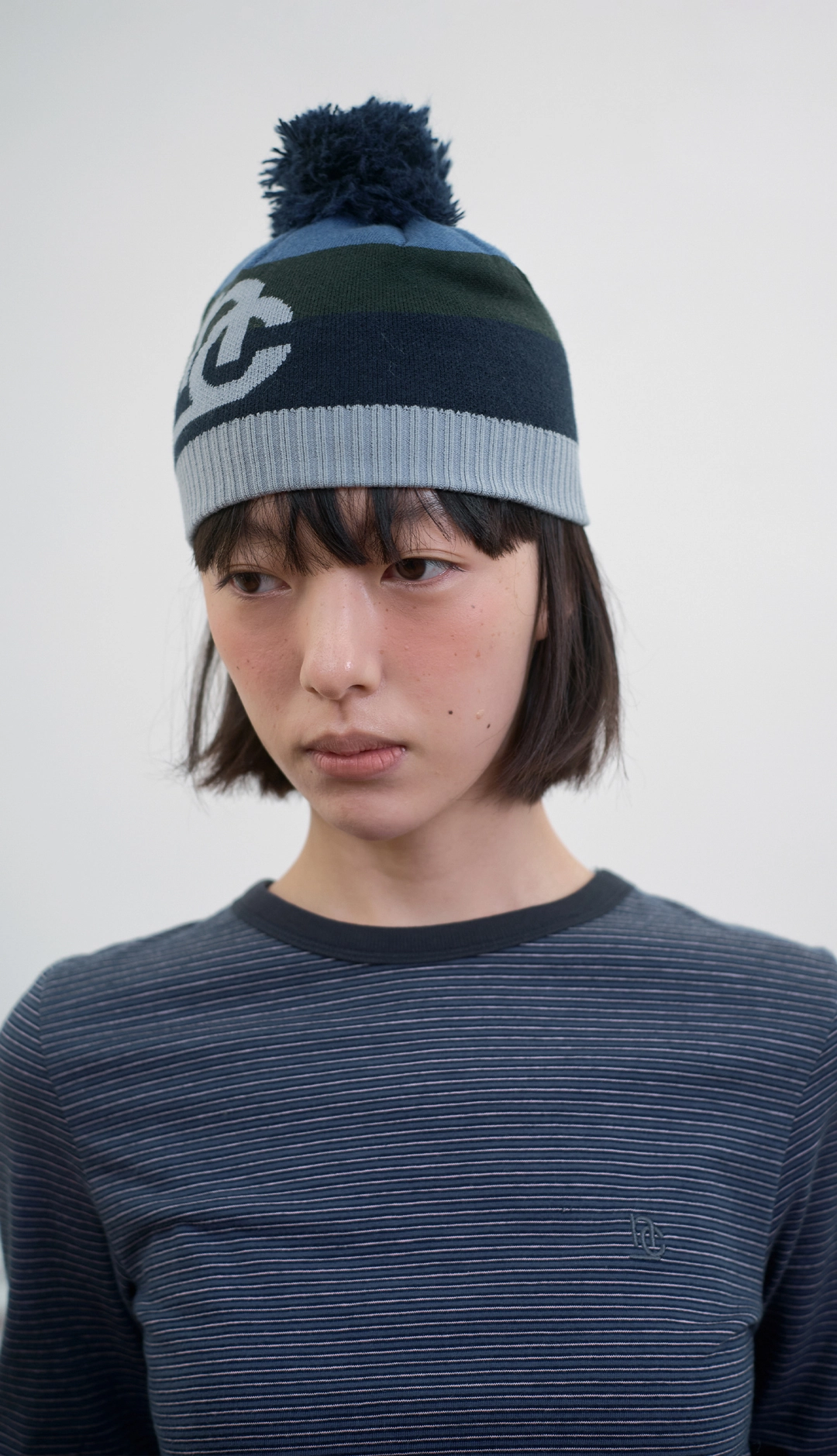 노컨텐츠 297. Tassel Beanie _ Blue Navy 상품 이미지 2