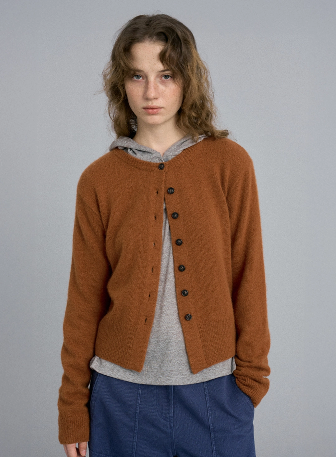망고매니플리즈 SOL BUTTON CARDIGAN_ORANGE BROWN 상품 이미지 2