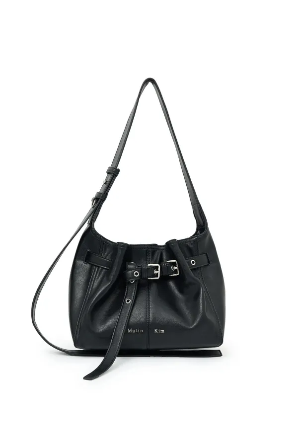 BELTED VOLUNN SMALL BUCKET BAG IN BLACK