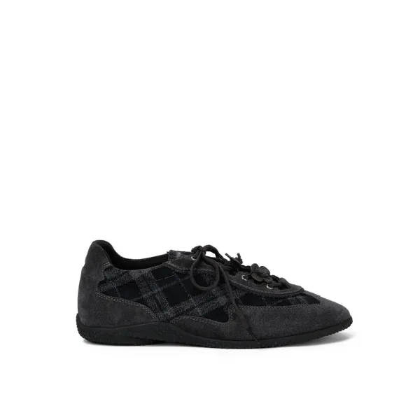 [10/30 예약배송] BLOOM CHARM SNEAKERS / CHARCOAL
