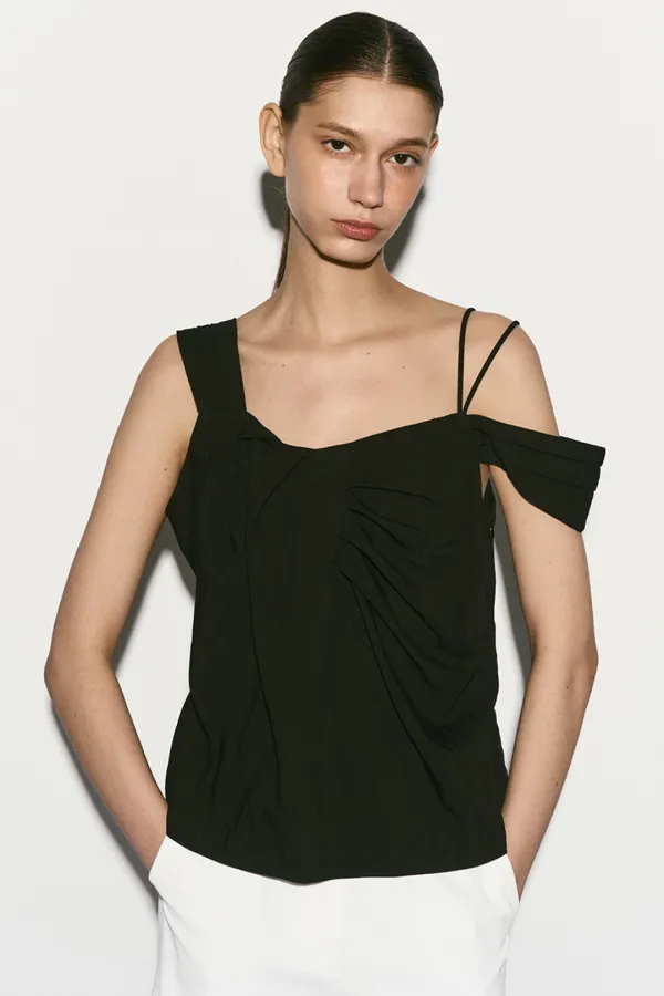 ASYMMETRIC SHOULDER BLOUSE BLACK