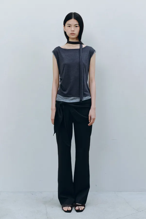 LAYERED NECK STRAP T-SHIRT, CHARCOAL