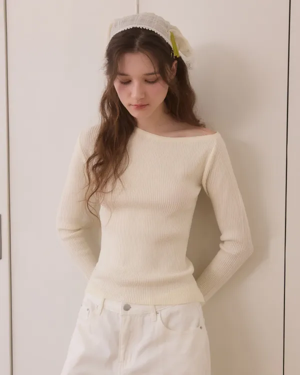 Golgi one off shoulder knit - ivory