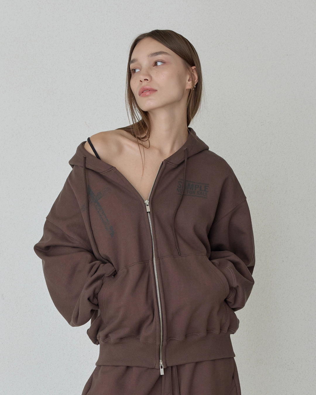 오데스 SAMPLE HOODIE ZIP UP 상품 이미지 1