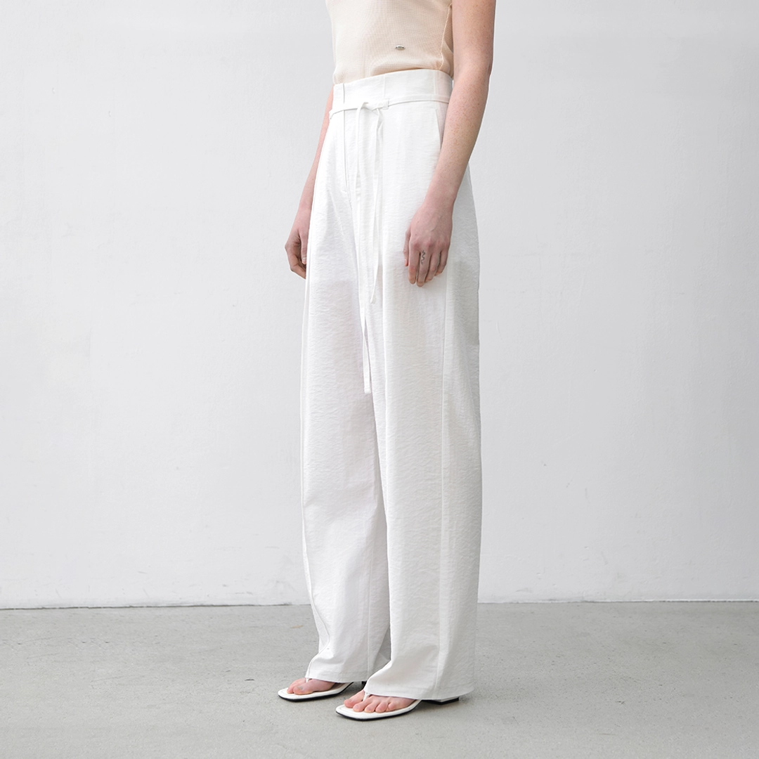 아뜰리에 나인 (Z-PT-5660)ESSENTIAL PINTUCK STRAP PANTS 상품 이미지 1