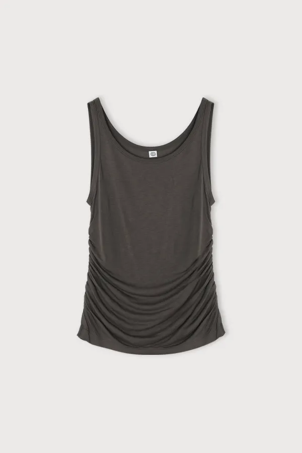 TUCKED SLEEVELESS