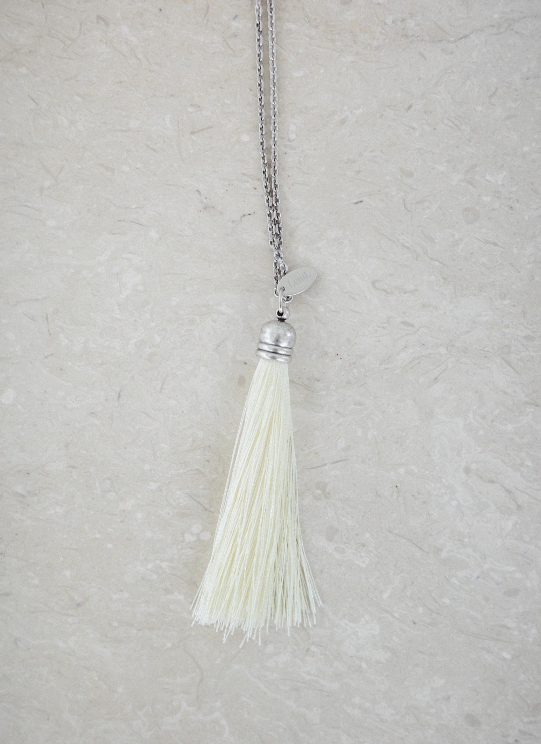 르닐 [Exclusive] Ivory Tassel Necklace 상품 이미지 3