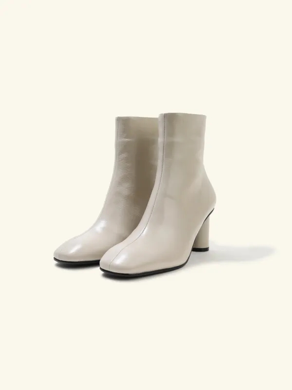 [바로배송] Renewal back zip up ankle / 크림베이지