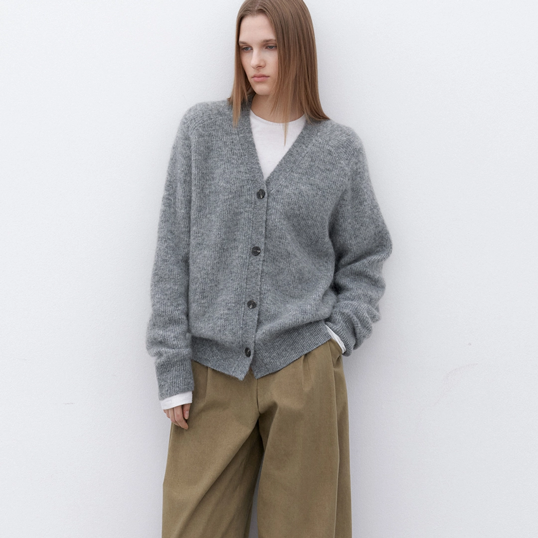 아뜰리에 나인 (CD-2236)FEATHERY MOHAIR OVERFIT CARDIGAN 상품 이미지 2