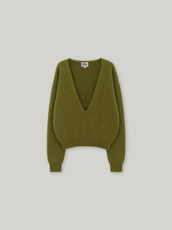 PLONGER DEEP V NECK KNIT (OLIVE)[10월 07일 예약배송]