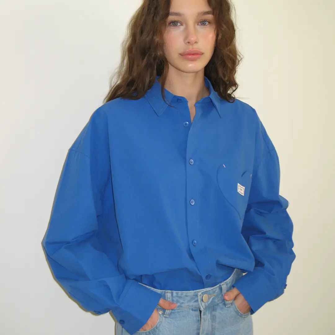 론론 STITCH HEART POCKET OVER FIT SHIRT BLUE 상품 이미지 2