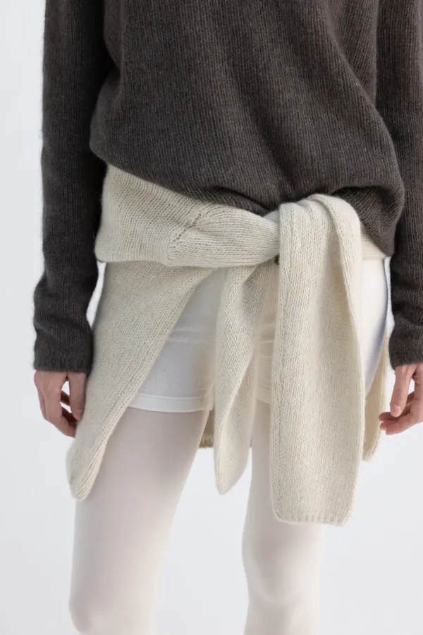 Wool slim inner shorts (ivory / dark gray / black / green)