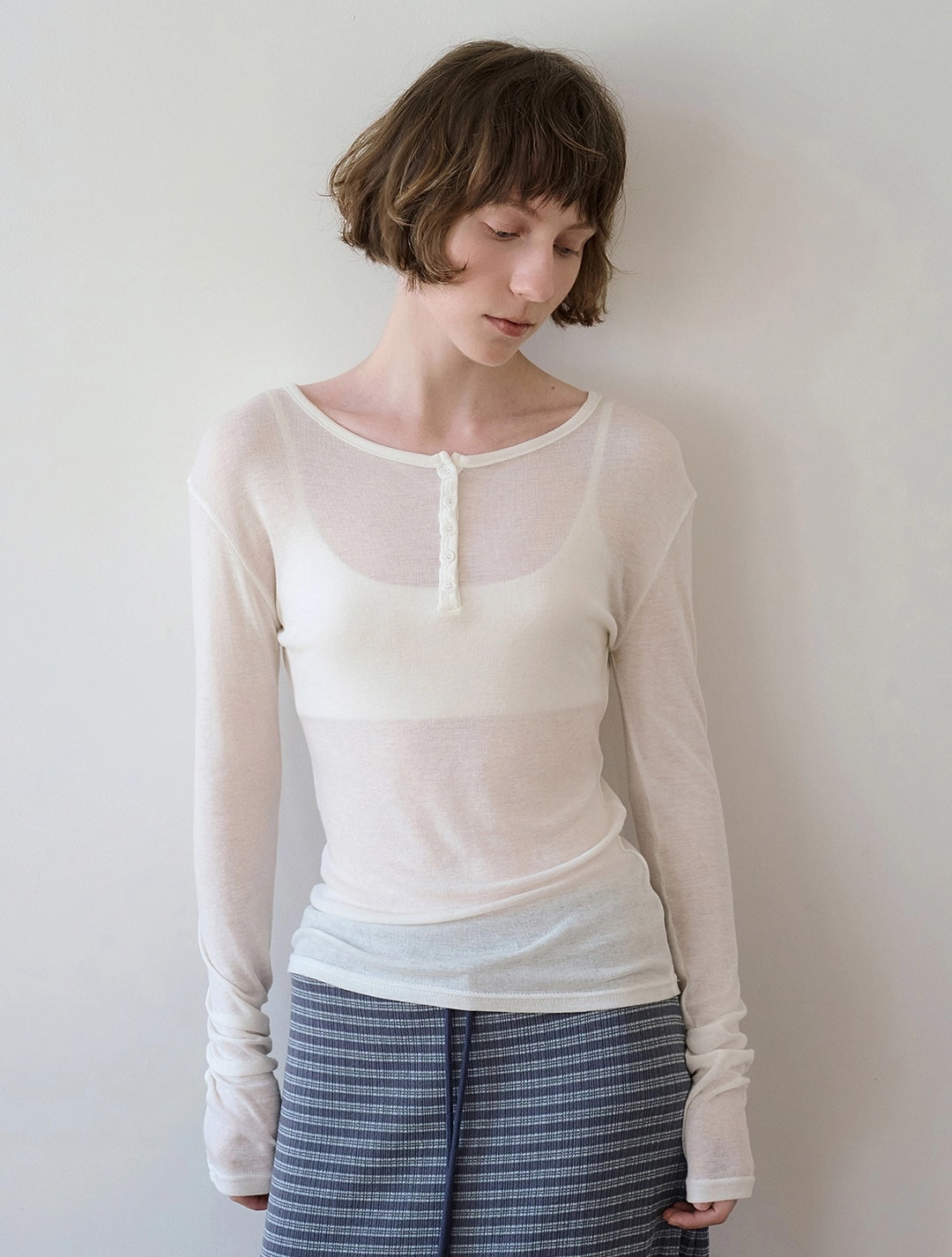 로에일 Placket Wool button slim T-shirt_Ivory 상품 이미지 1