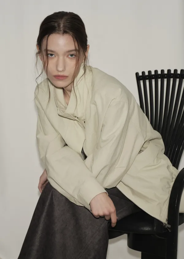 [9/18 예약배송] ROUGH HIGH-NECK JUMPER (cream ivory)