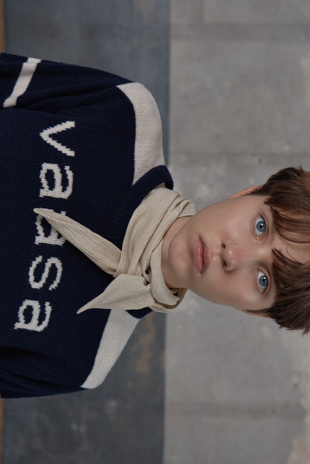 브렌다 브렌든 vaasa knit - navy 상품 이미지 3