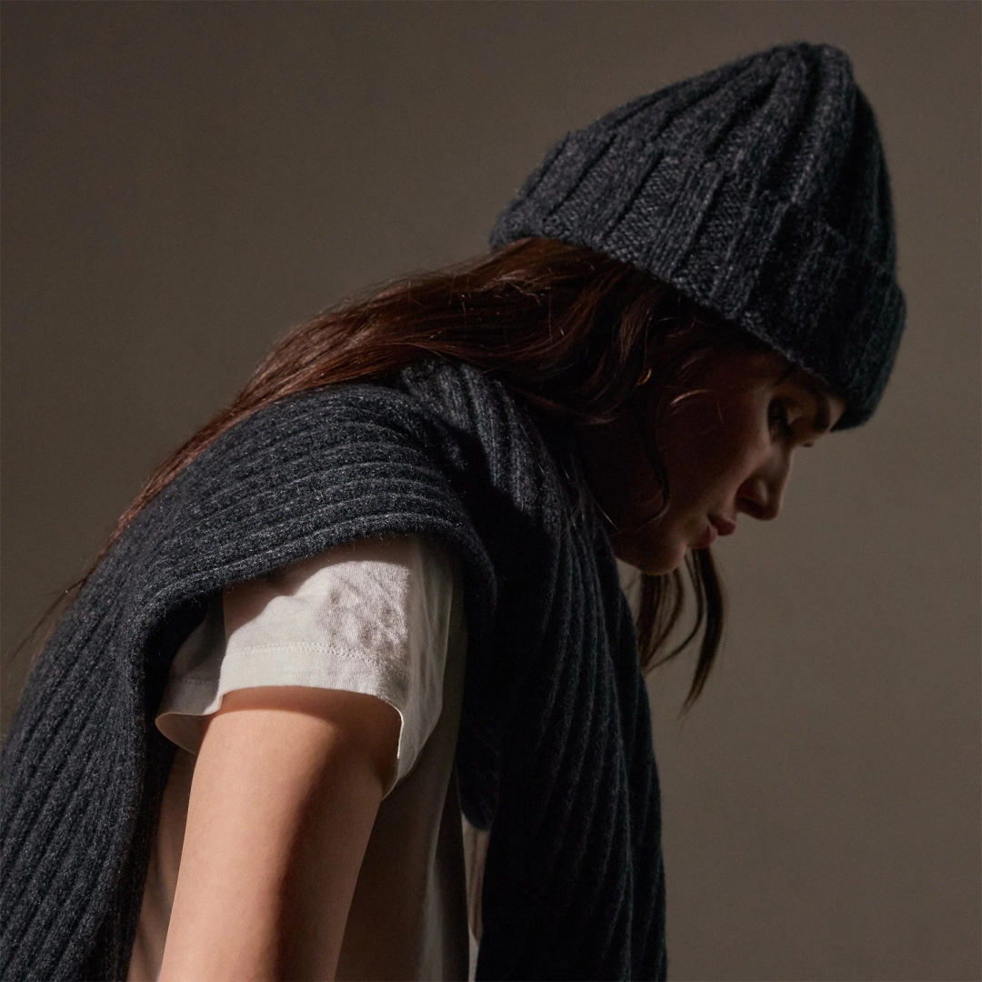 제임스펄스 Recycled Cashmere Marled Scarves - Charcoal Marl 상품 이미지 2