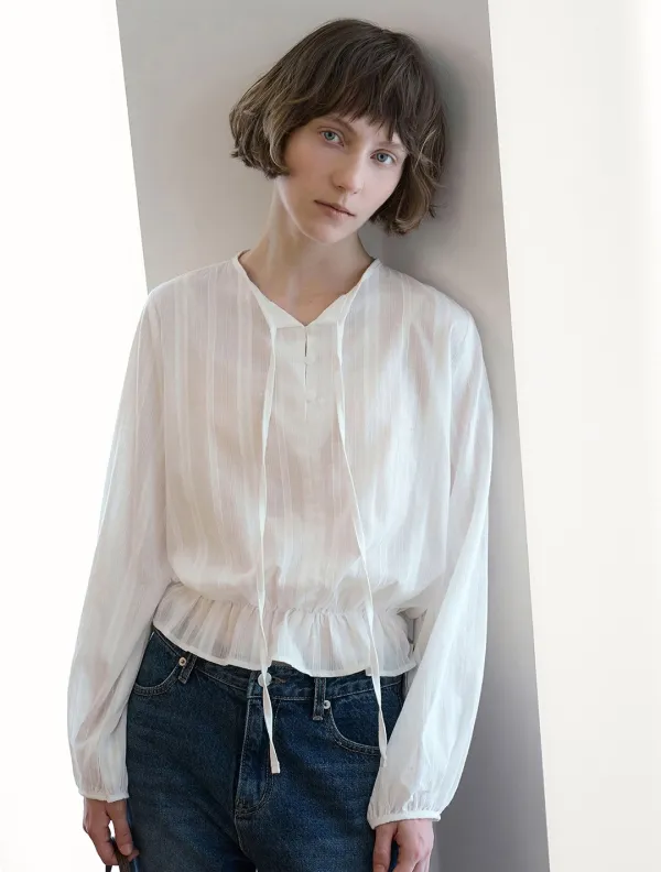 Frill strap crop blouse_Ivory