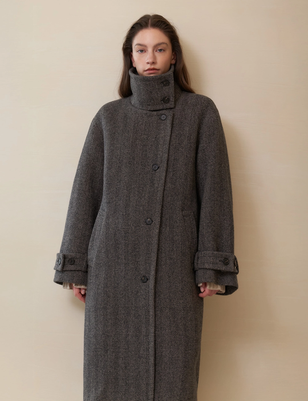 노미나떼 Herringbone Wool 100 Funnel Neck Coat (Black & White) 상품 이미지 2