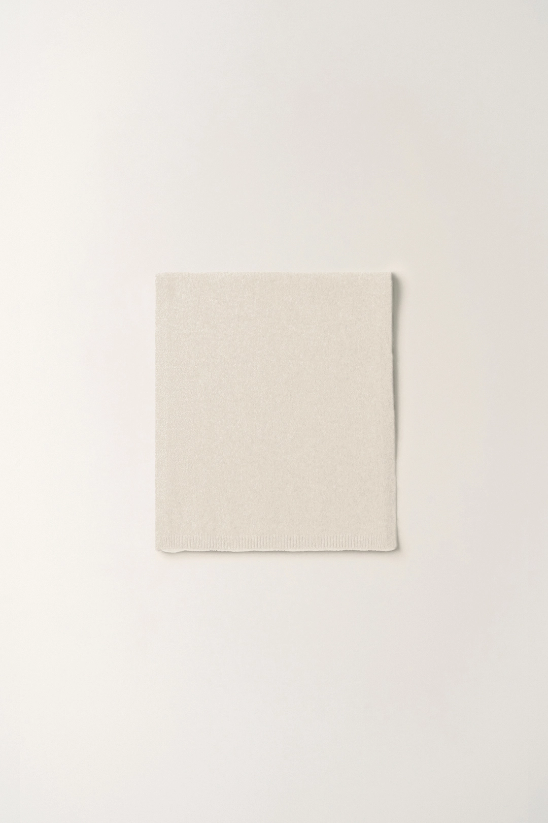 낫띵리튼 Bisou baby alpaca muffler (Clean white) 상품 이미지 1