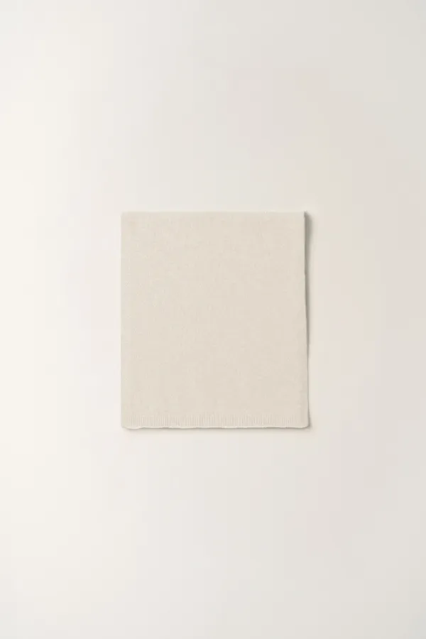 Bisou baby alpaca muffler (Clean white)
