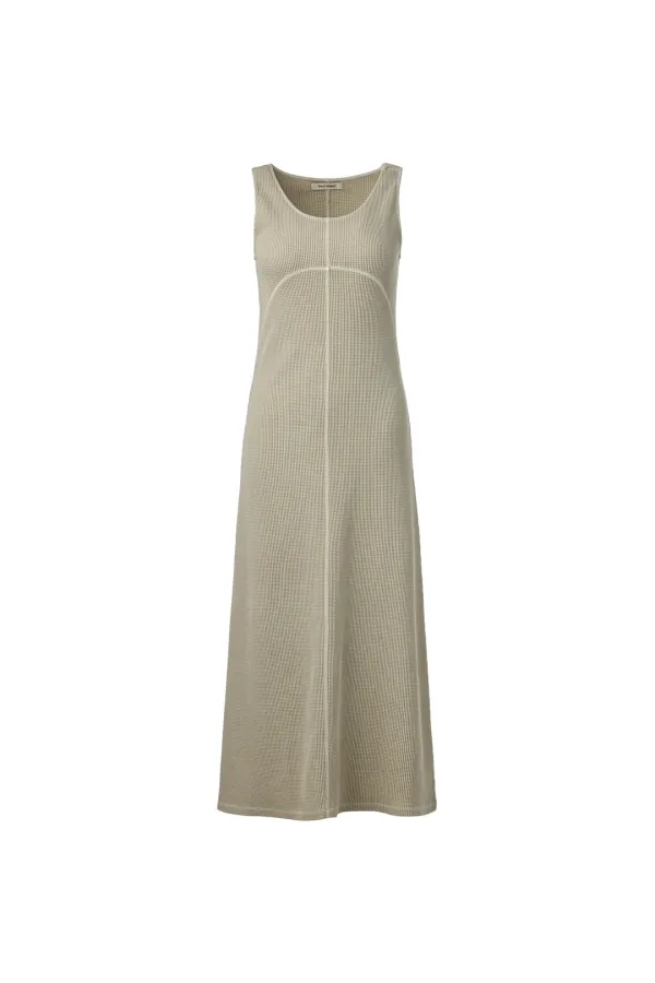 PIGMENT DYED WAFFLE SLEEVELESS DRESS [BEIGE]