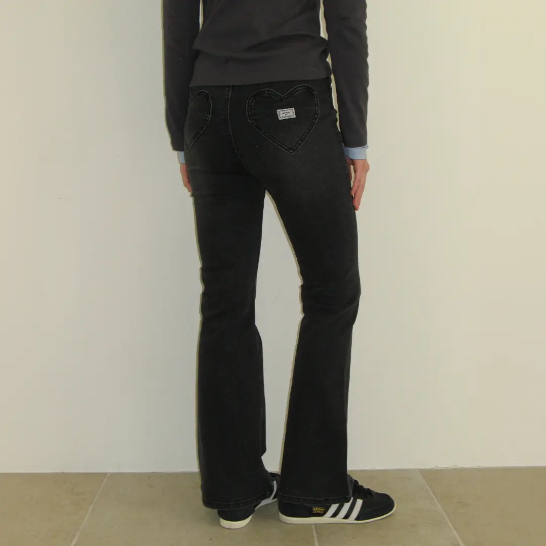 론론 BACK HEART STITCH POCKET BOOTSCUT DENIM SPAN PANTS GREY 상품 이미지 2